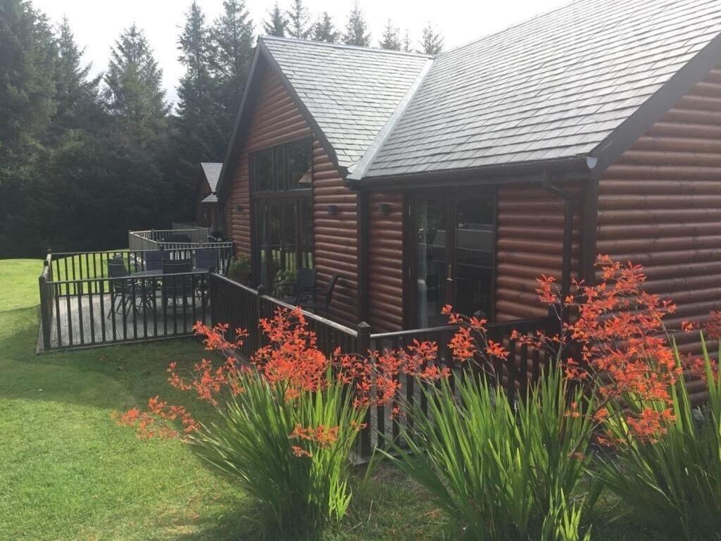 Lochside Lodge Glengoulandie Ngoại thất bức ảnh